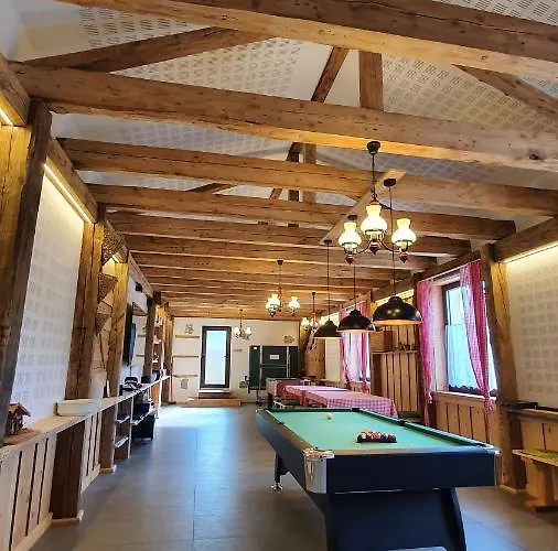 Chalé Magic House Under Arber